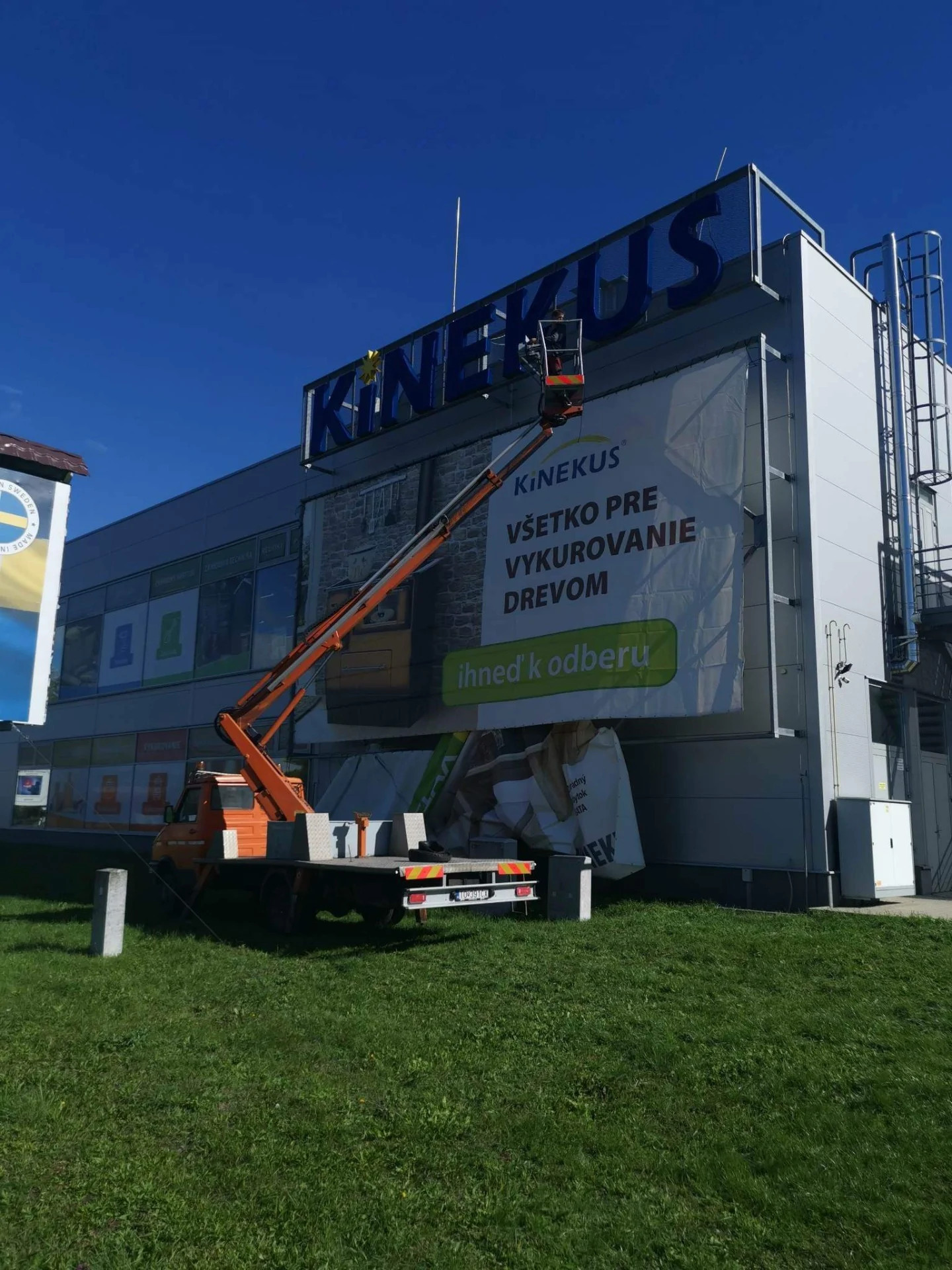 Plošina na výškové práce